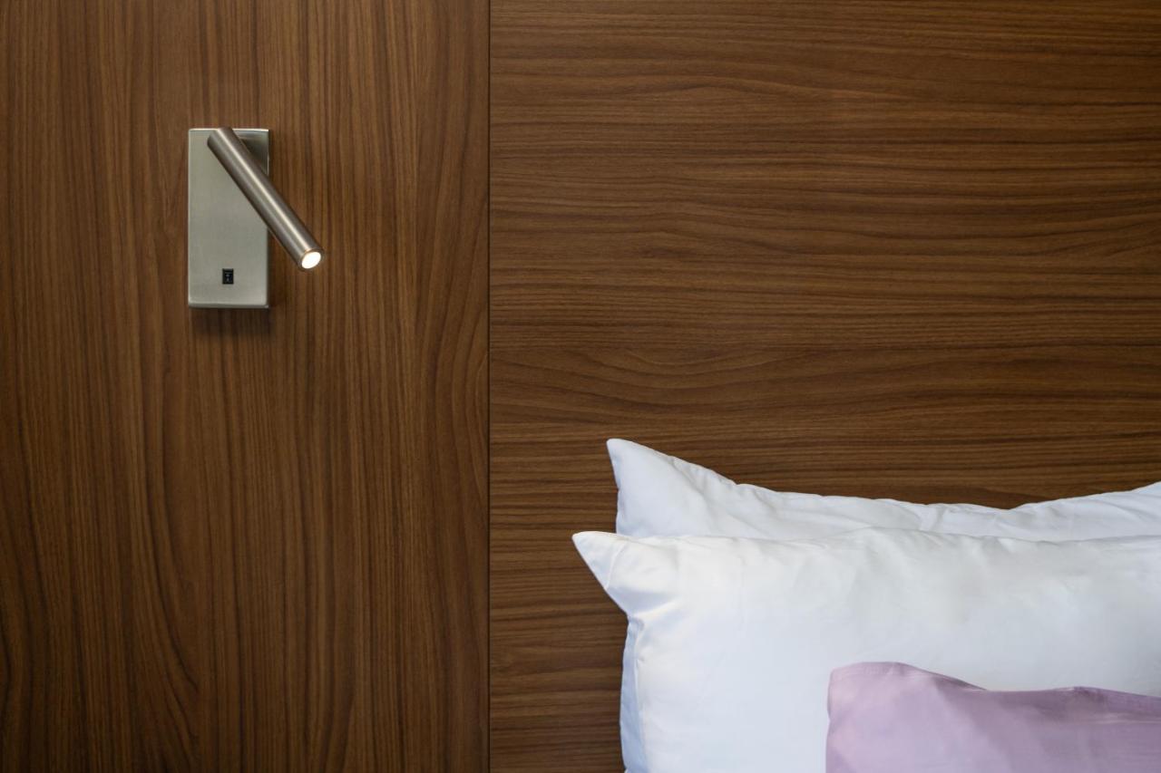 Queen Room - Non-Smoking at Brisa Pacific Hotel Encinitas