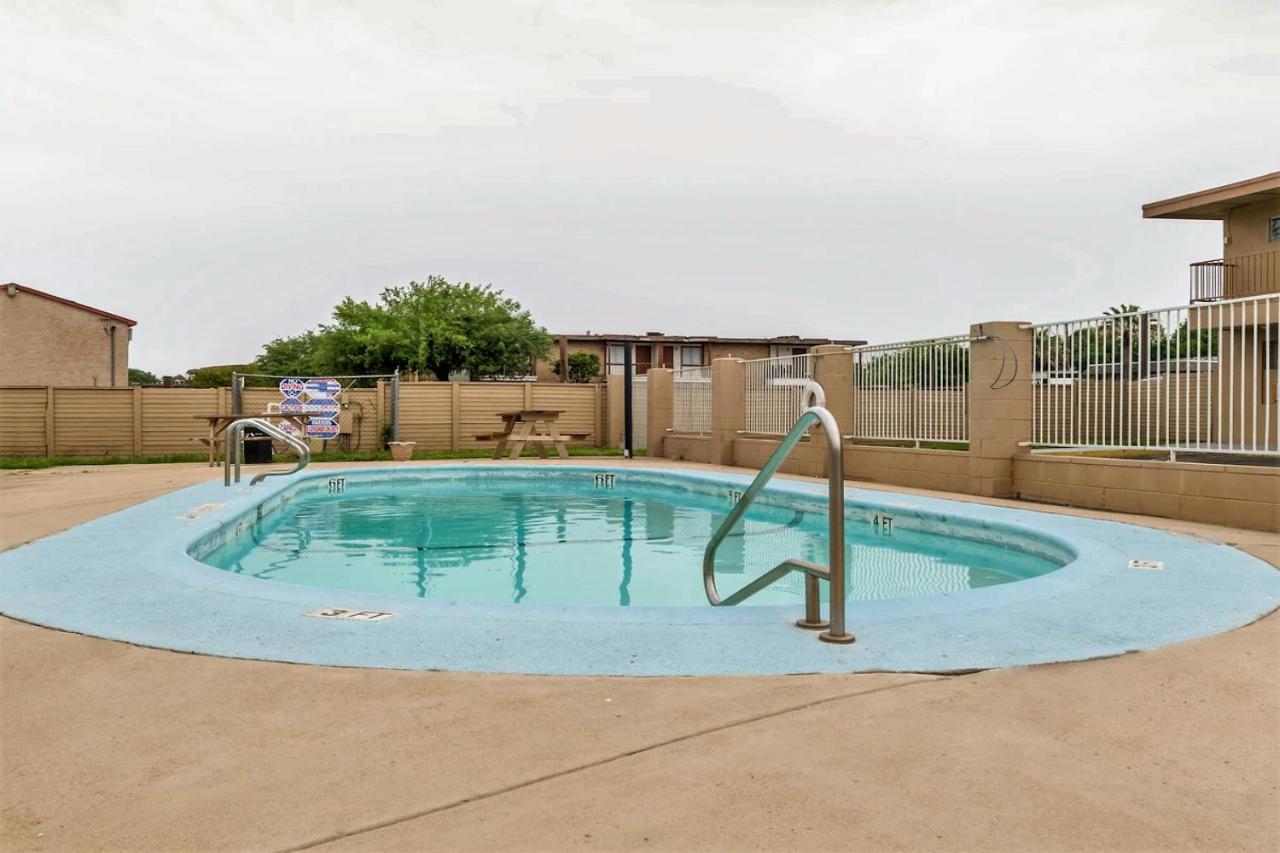 | OYO Hotel San Antonio Lackland Air Force Base North