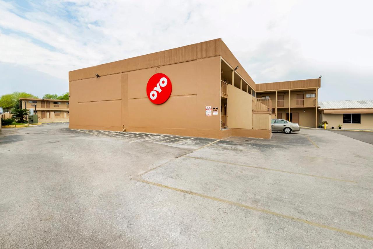 | OYO Hotel San Antonio Lackland Air Force Base North