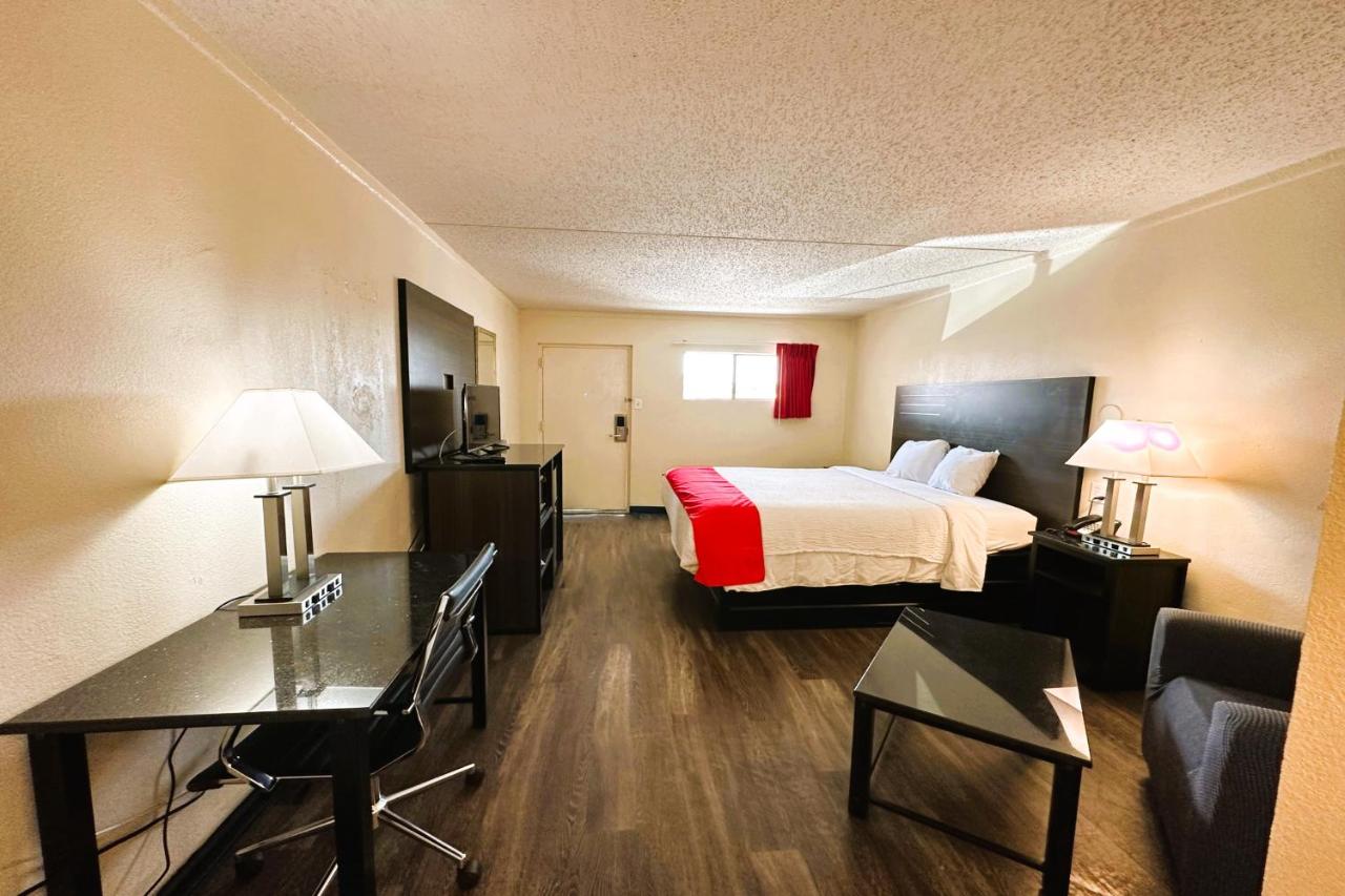| OYO Hotel San Antonio Lackland Air Force Base North