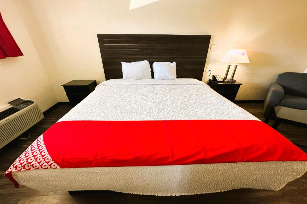 | OYO Hotel San Antonio Lackland Air Force Base North