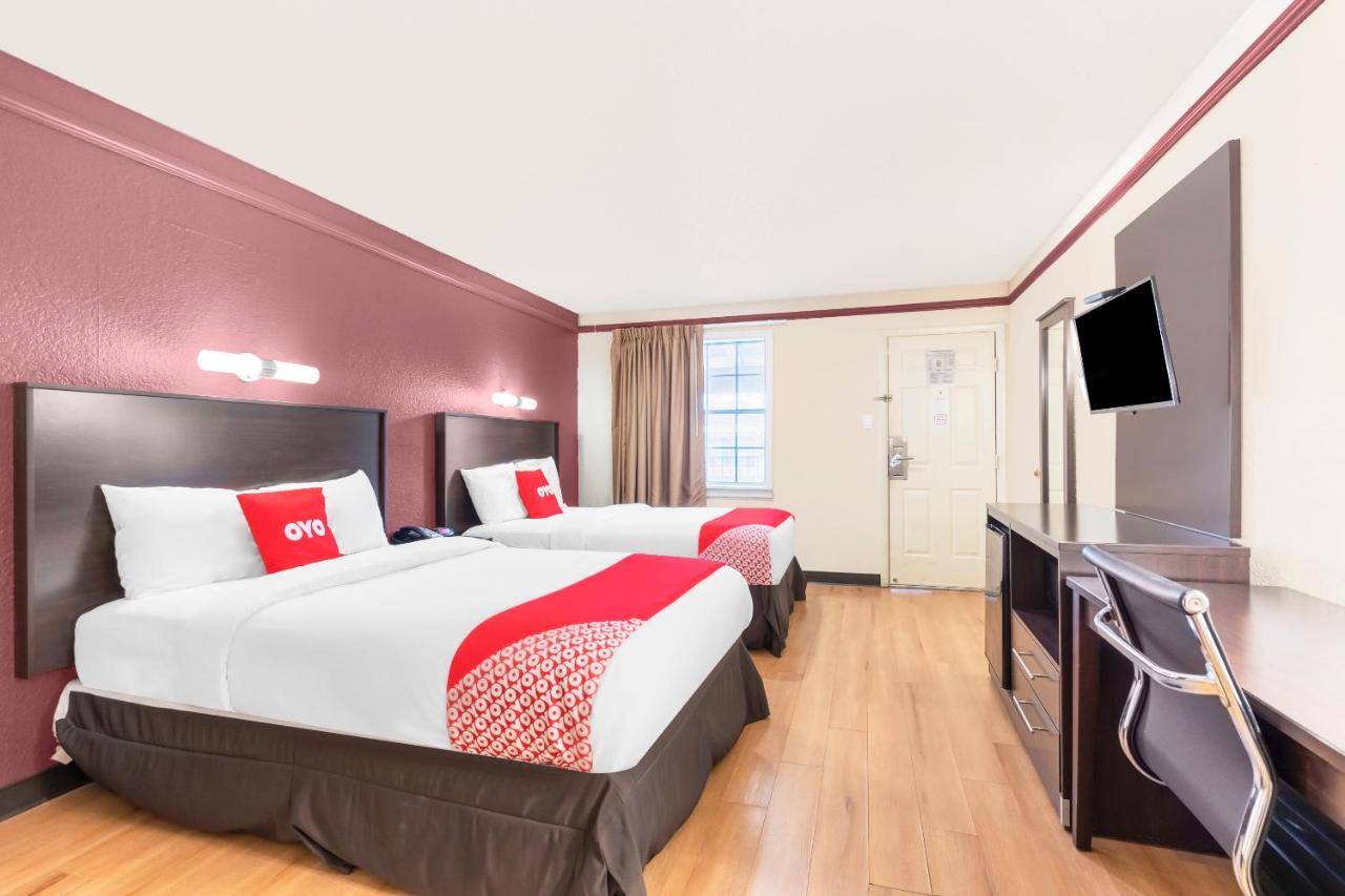 OYO Hotel Tulsa N Sheridan Rd & Airport