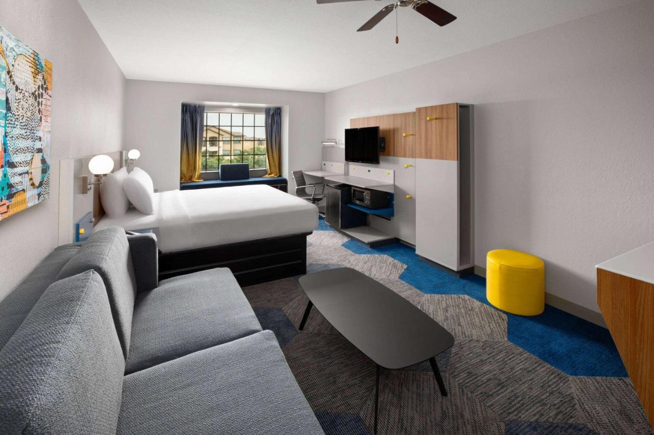 Queen Suite - Non-Smoking at Microtel Inn & Suites by Wyndham Buda Austin South