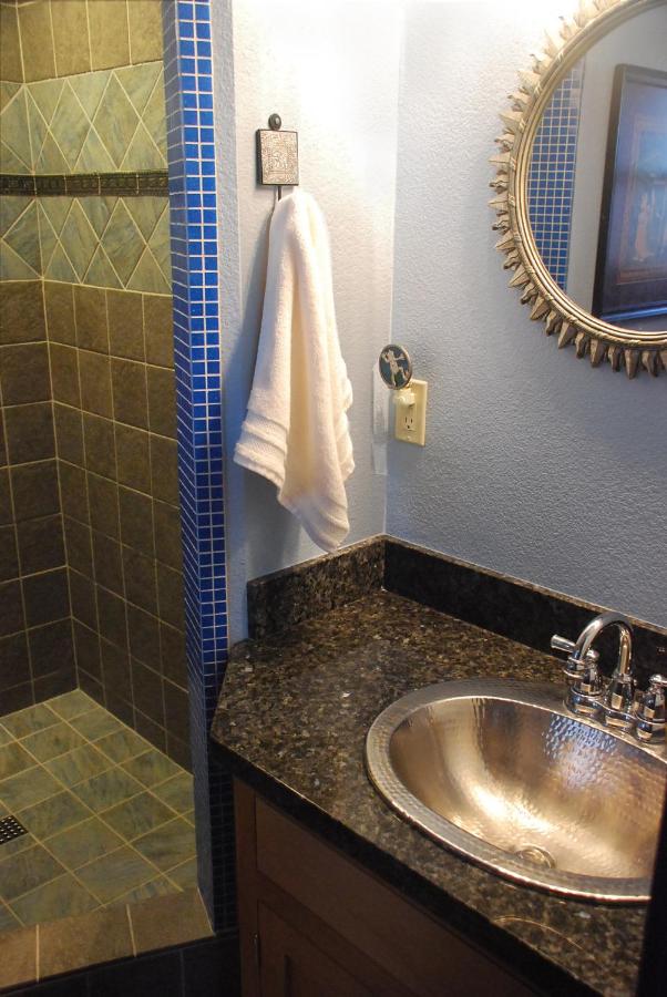 | Sierra Trails Inn