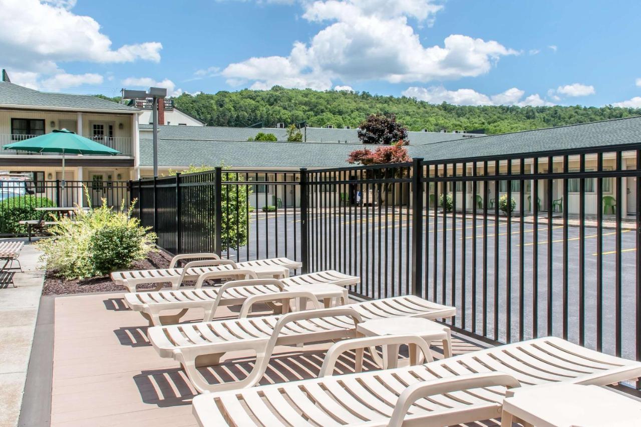 | Quality Inn Bedford