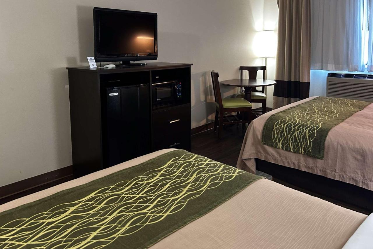 | Quality Inn Goodland, KS near Northwest Kansas Technical College