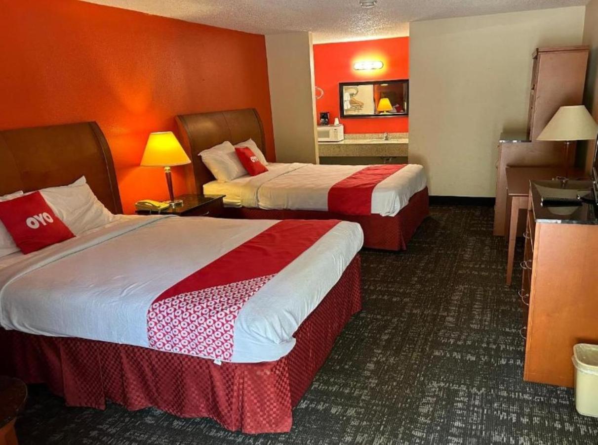 | OYO Hotel Jefferson TX Hwy 59