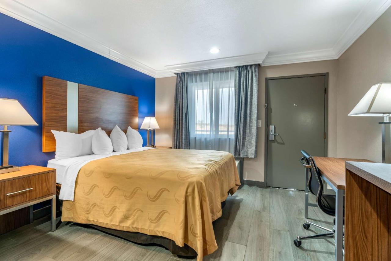 King Suite - Non-Smoking at Quality Inn & Suites Vacaville
