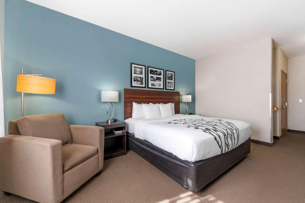 King Room Mobility and Hearing Accessible - Accessible/Non-Smoking at Sleep Inn & Suites Hays I-70
