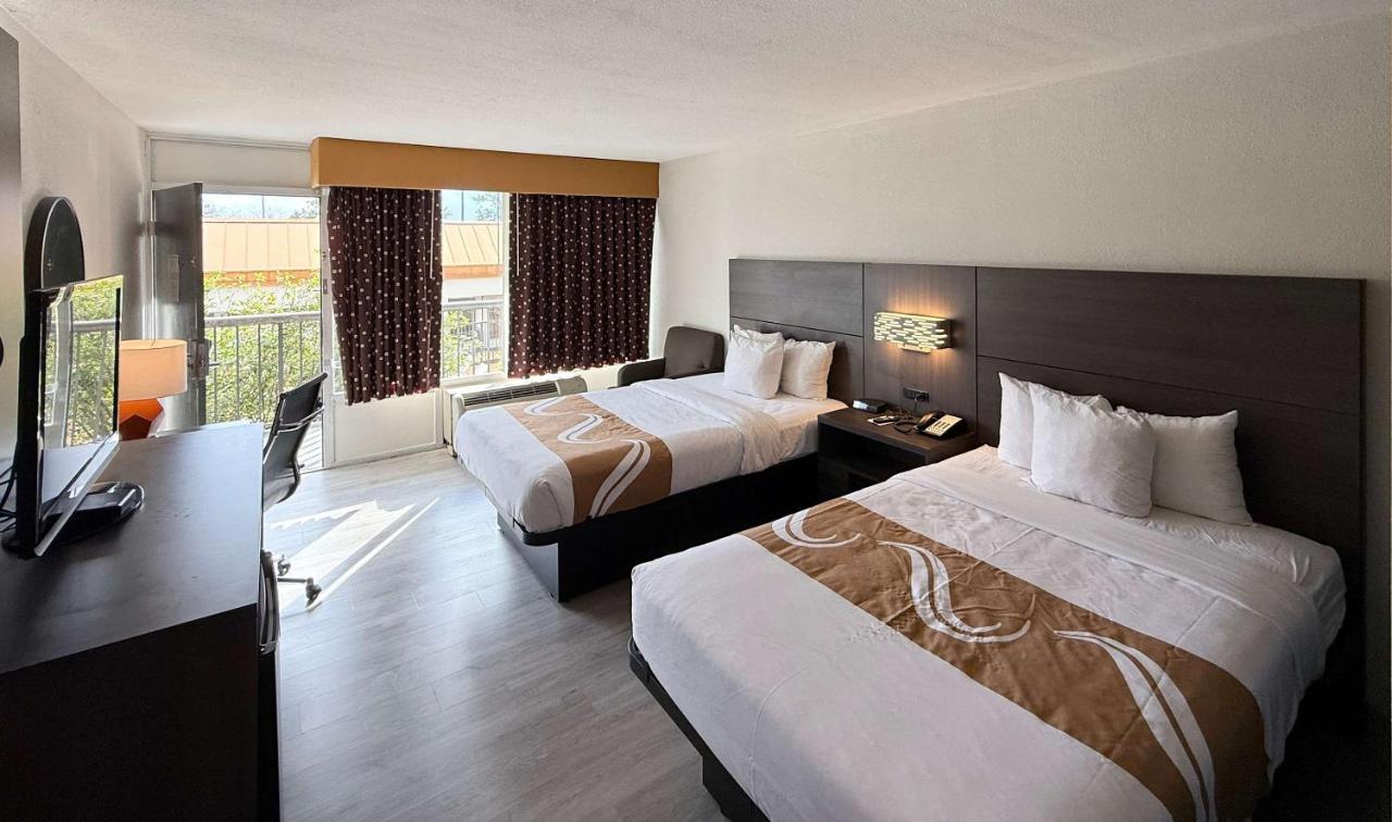 Double Room with Two Double Beds - Smoking at Quality Inn & Suites Baton Rouge West – Port Allen