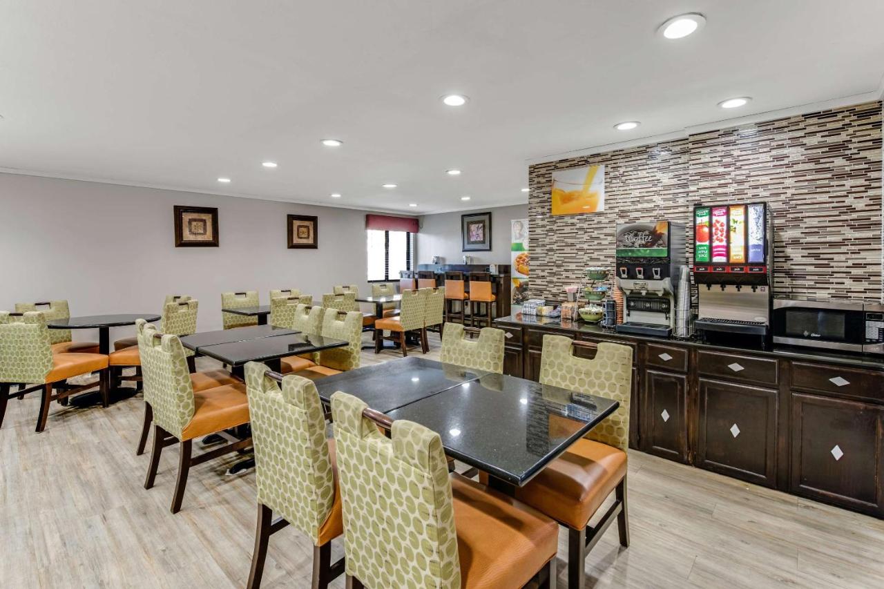 | Quality Inn Merriam Kansas City