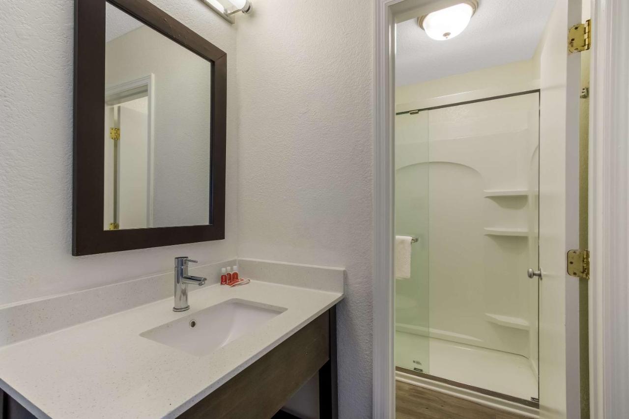 Double Room with Two Double Beds - Non-Smoking at Econo Lodge Cherry Point