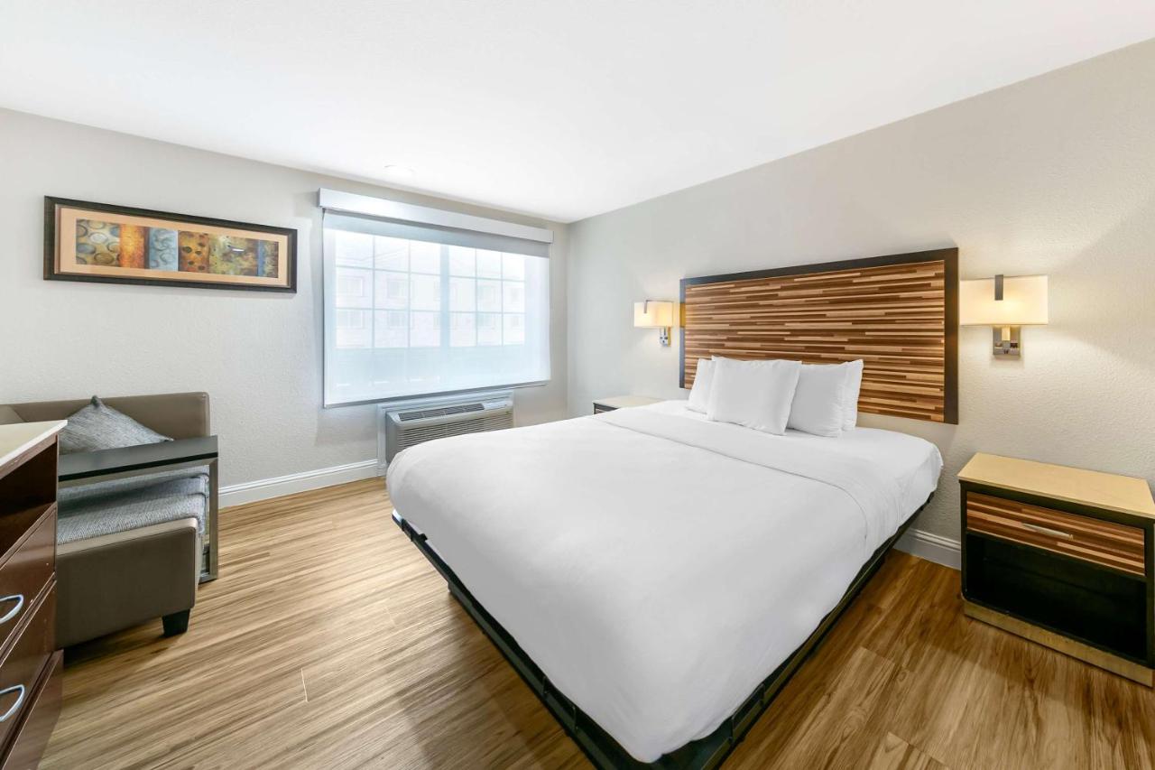 | Days Inn by Wyndham Sacramento Downtown