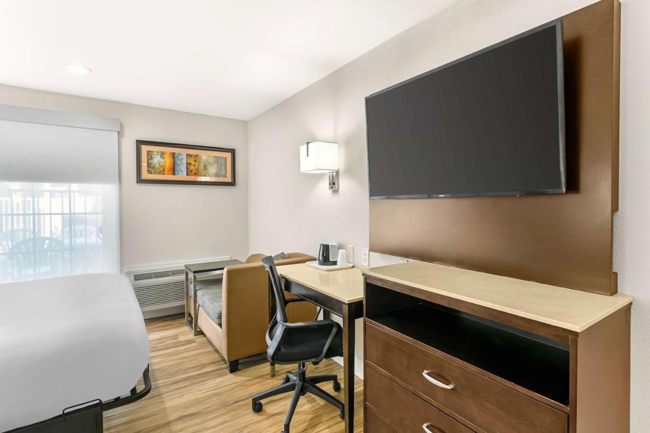 | Days Inn by Wyndham Sacramento Downtown