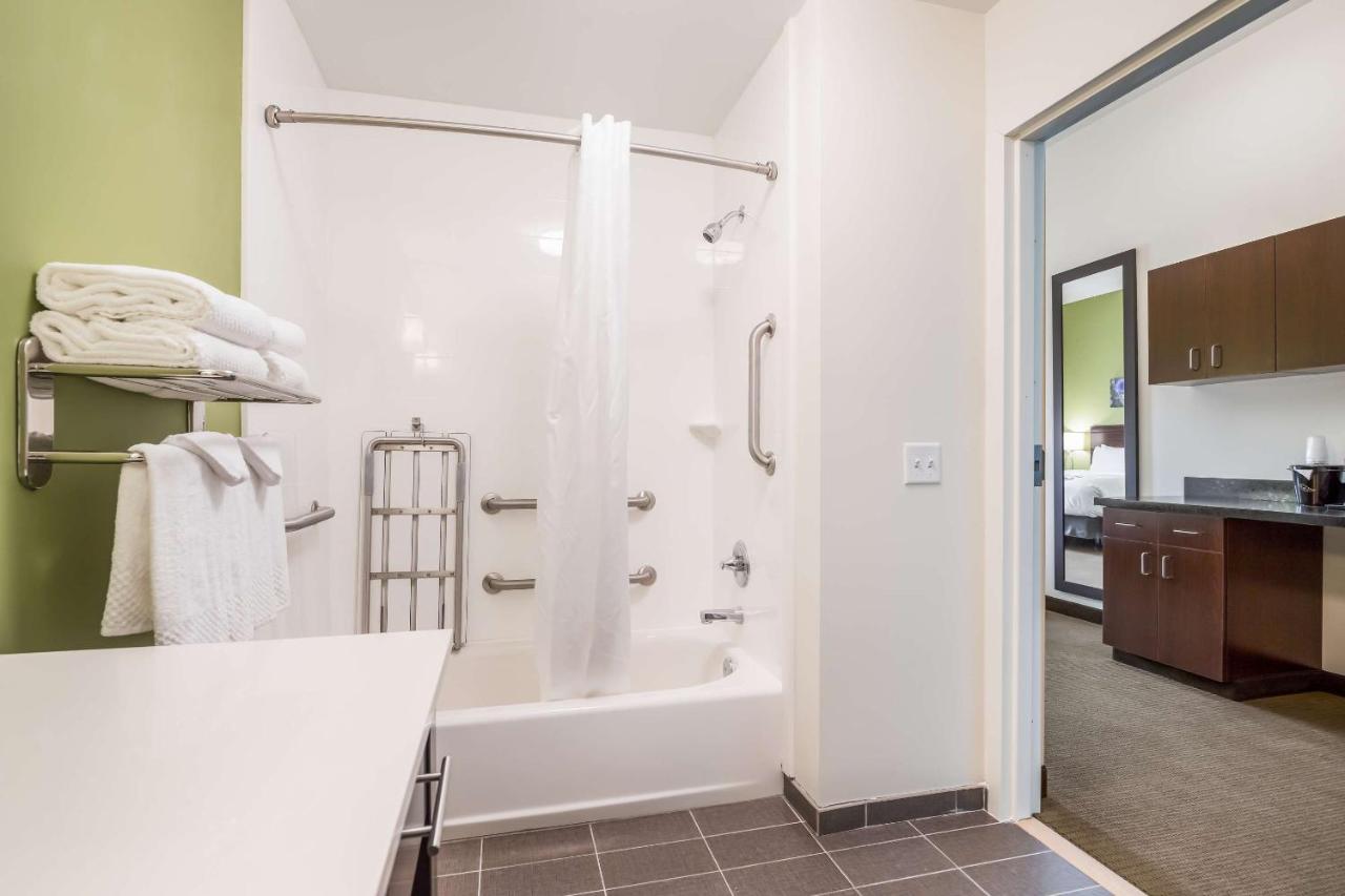 | Sleep Inn & Suites Park City-Wichita North