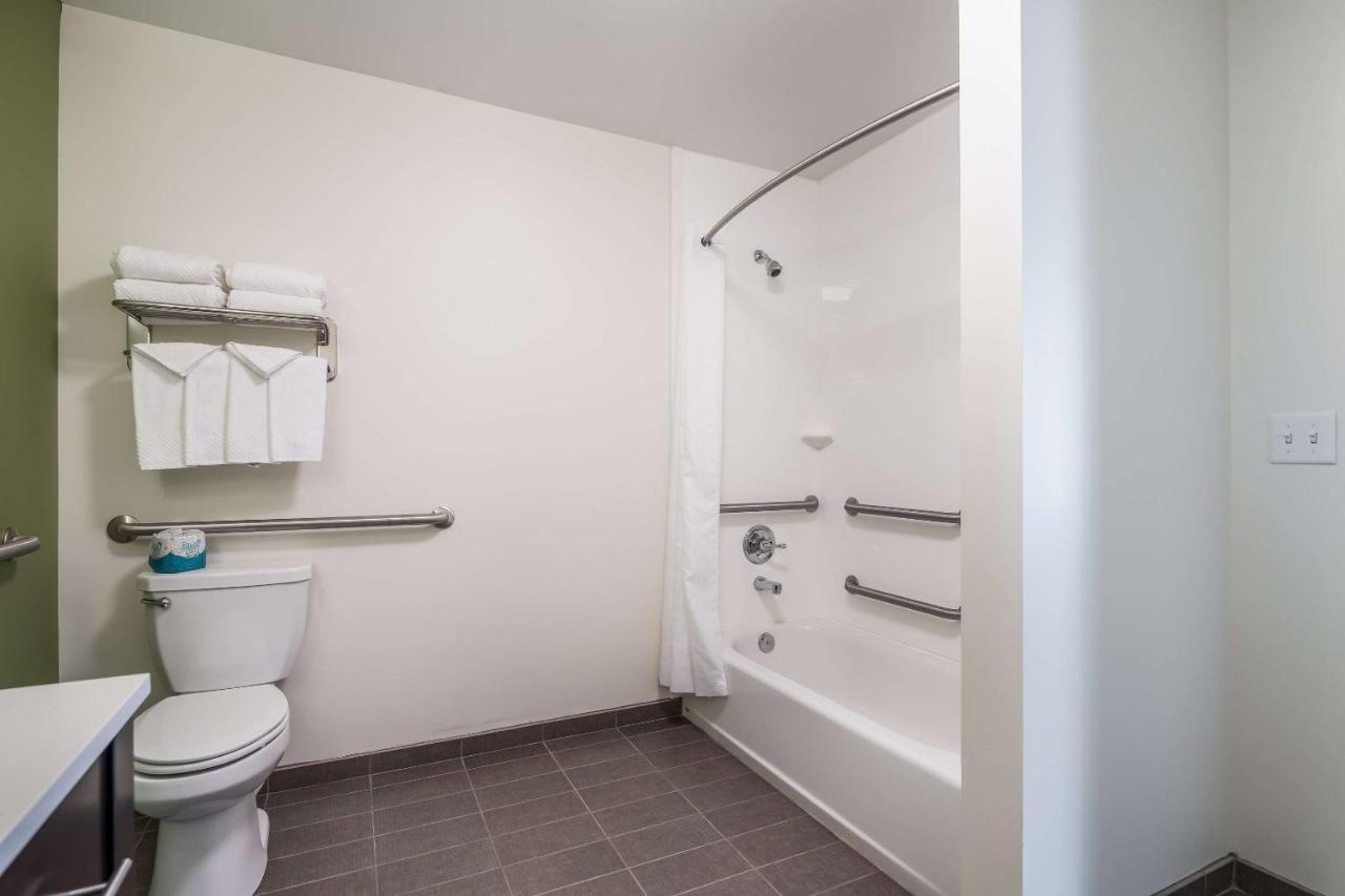 | Sleep Inn & Suites Park City-Wichita North