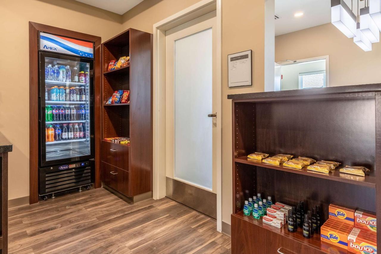 | Sleep Inn & Suites Park City-Wichita North