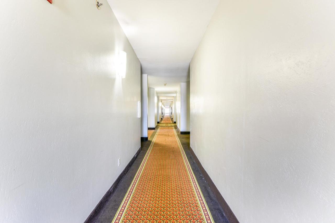  | OYO Townhouse Oklahoma City Airport