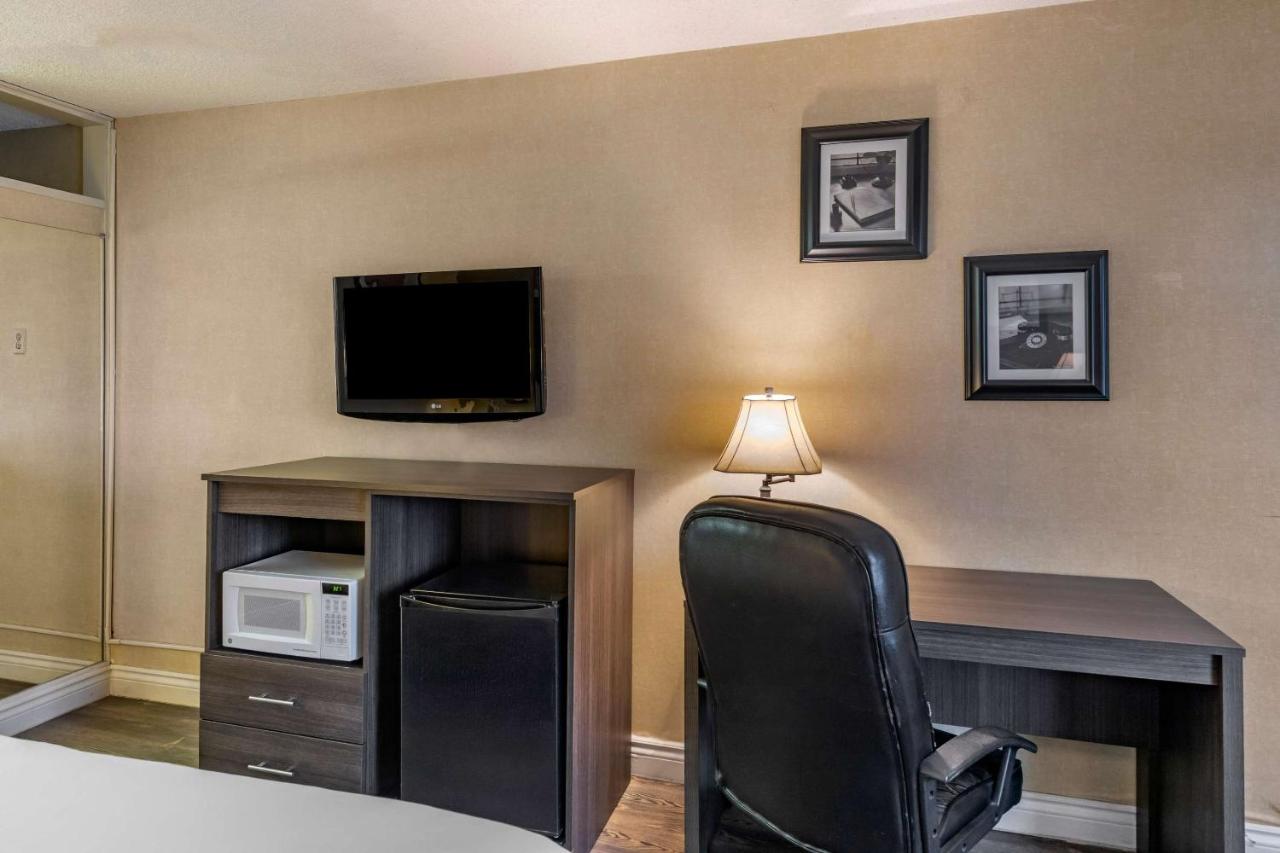 Standard King Room - Non-Smoking at Quality Inn Barstow Route 66