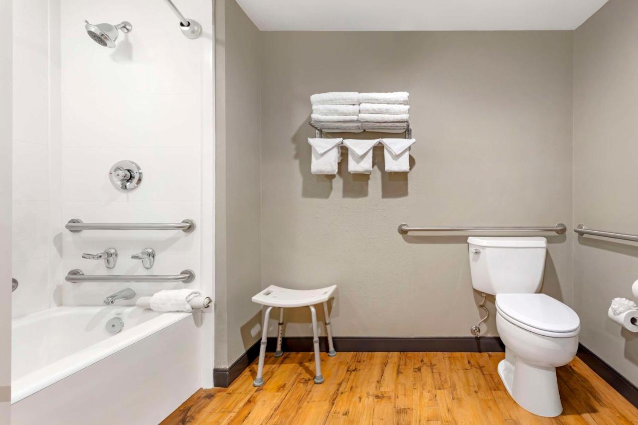 | Best Western Plus Grant Creek Inn