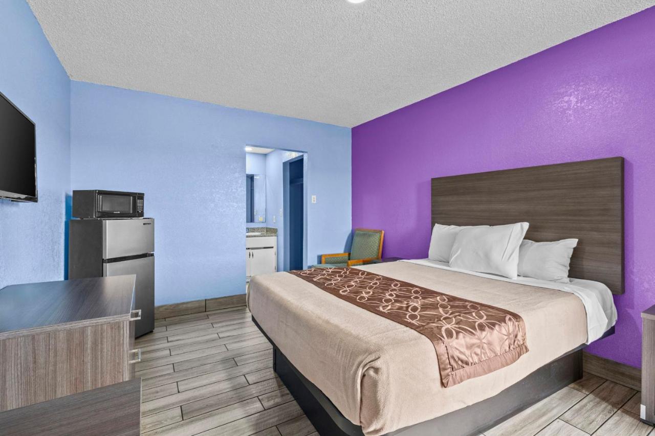 | American Executive Inn Mesa