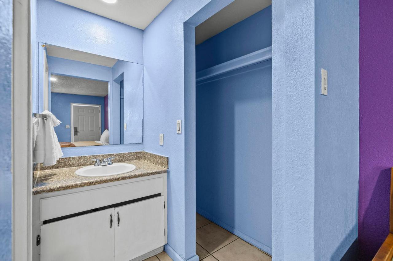 | American Executive Inn Mesa