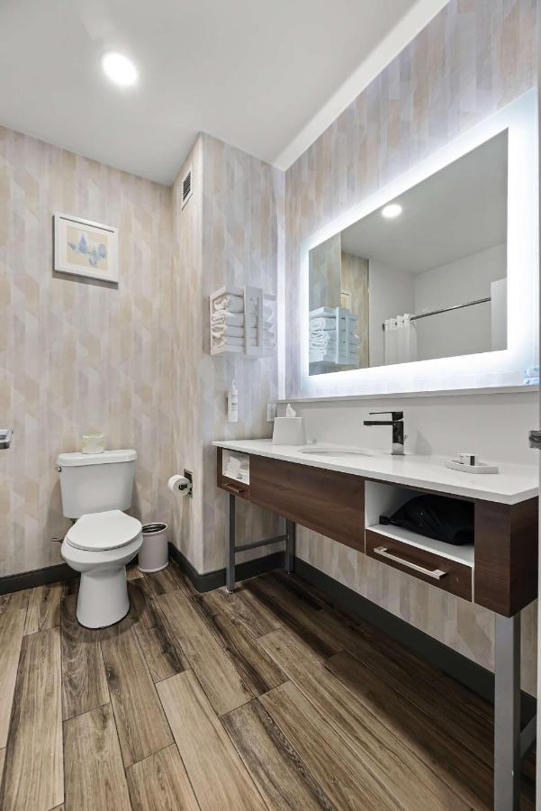 Queen Room with Two Queen Beds - Non-Smoking at Hampton Inn Seguin