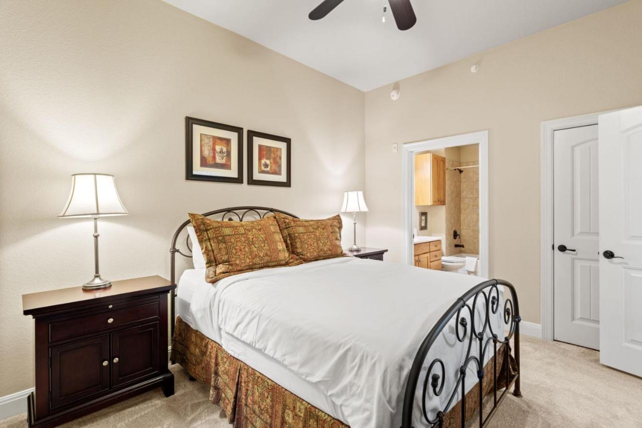 Room #23655124 at Horseshoe Bay Resort