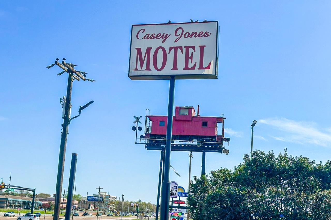  | Jackson Hotel & Convention Center