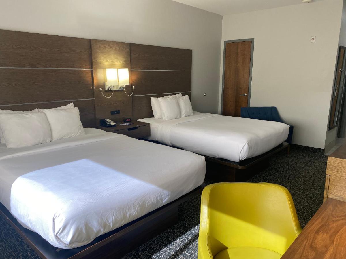Queen Room with Two Queen Beds - Non-Smoking at Comfort Inn and Suites Near Lake Guntersville