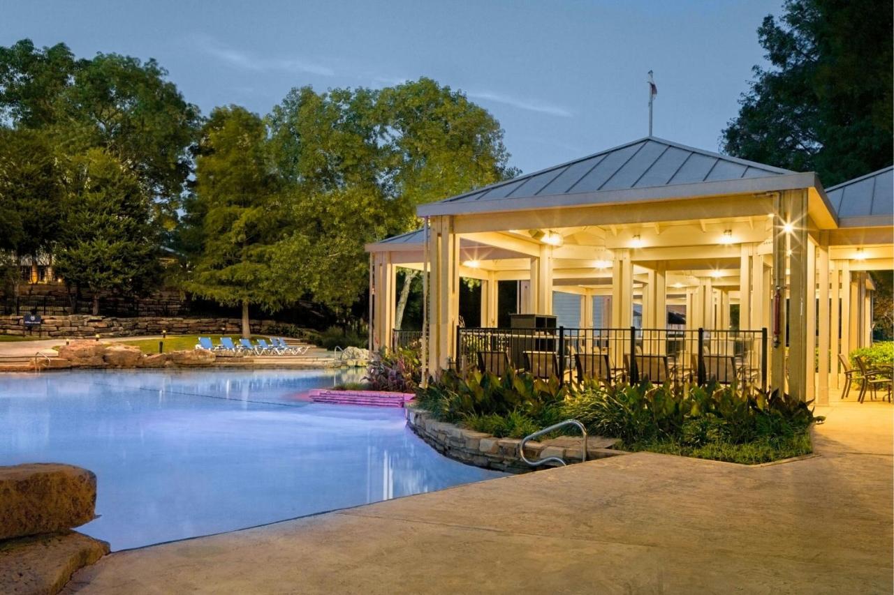  | Sheraton Arlington Hotel