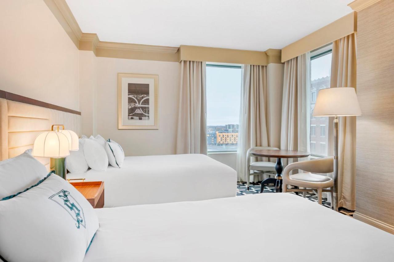 Deluxe Double Room with Two Double Beds at Omni Severin Hotel