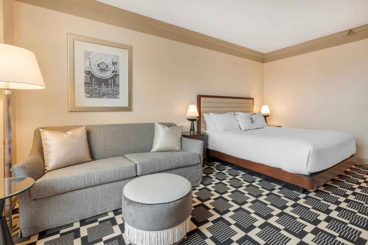 | Omni Severin Hotel