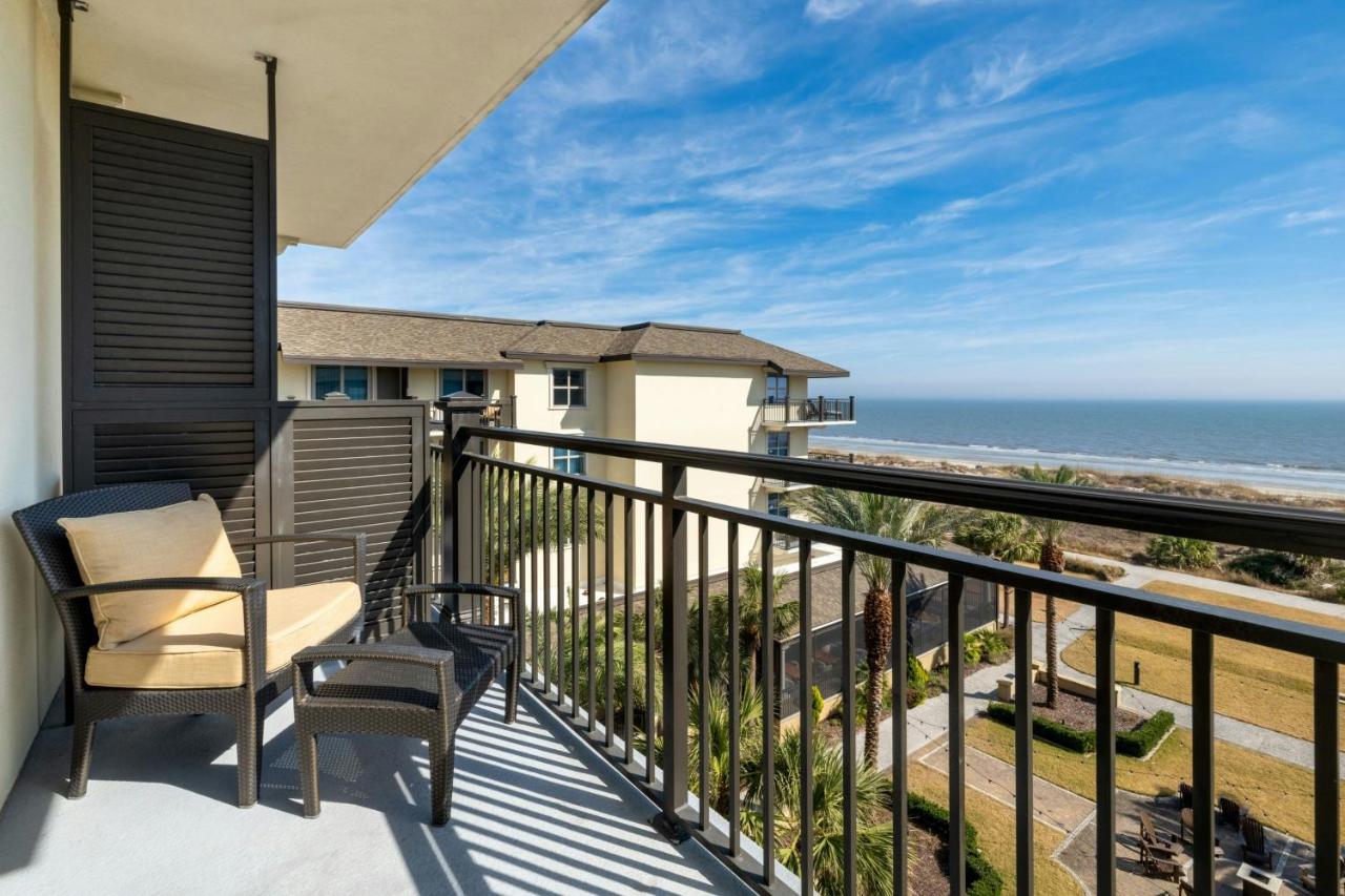 Partial Ocean View, Guest room, King at The Westin Jekyll Island Beach Resort