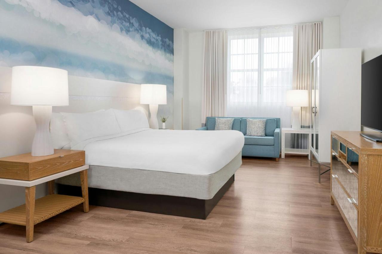 Studio with Queen Bed and Sofa Bed at Marriott Vacation Club, South Beach
