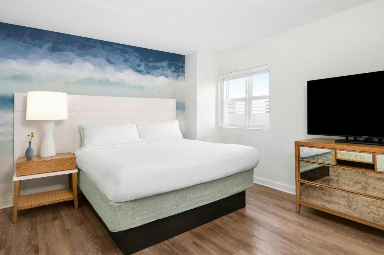 King Studio with Sofa Bed at Marriott Vacation Club, South Beach