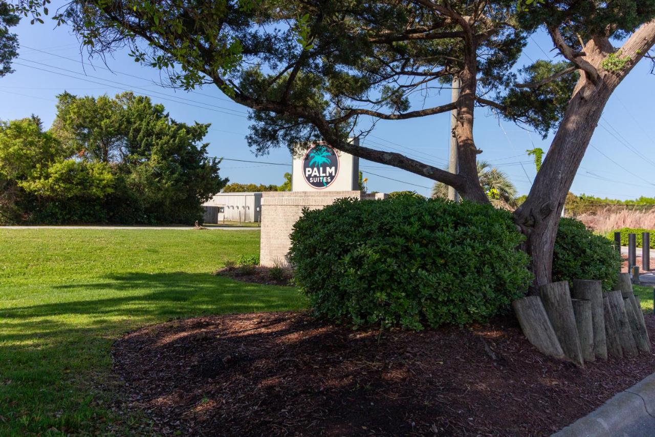 | Palm Suites