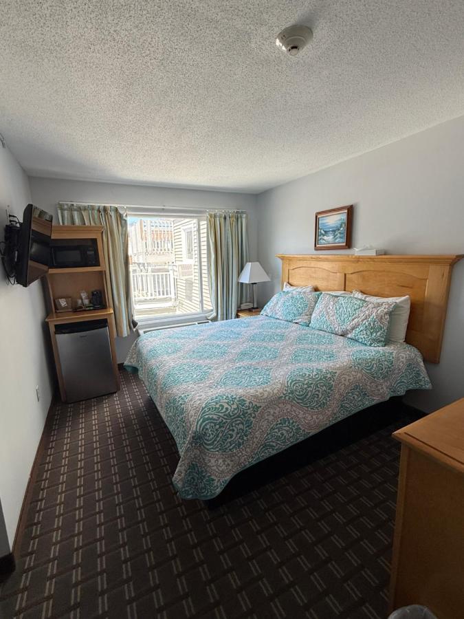 Standard King Bed at Atlantic House