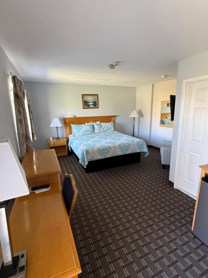 Standard King Bed at Atlantic House