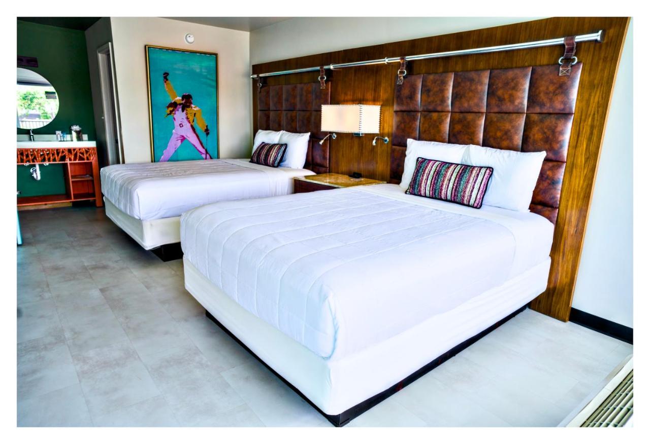 Queen Room with Two Queen Beds, Courtyard View - Non Smoking at Heights House Hotel - Houston Heights Downtown, an Ascend Collection Hotel