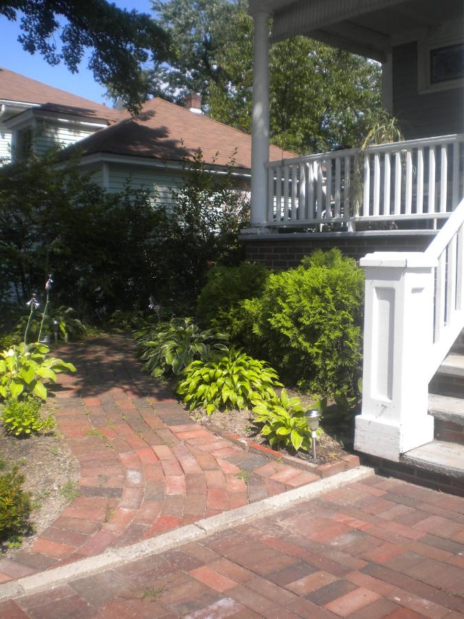 | Fleetwood House Bed and Breakfast