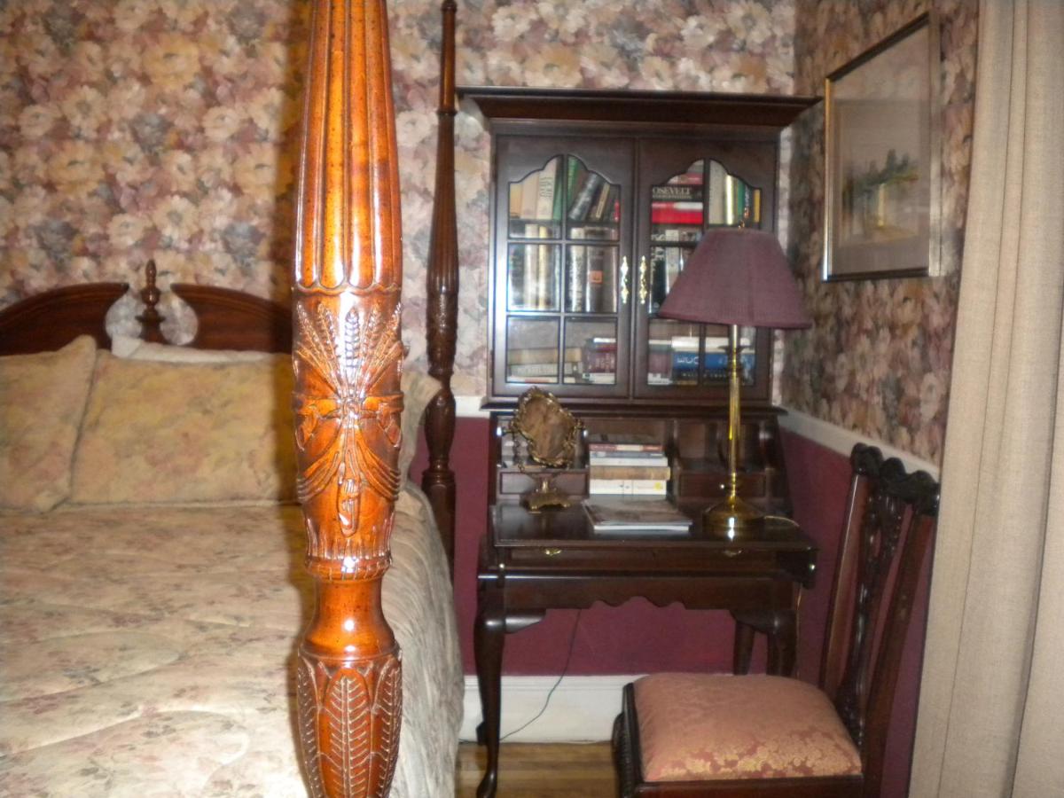 | Fleetwood House Bed and Breakfast