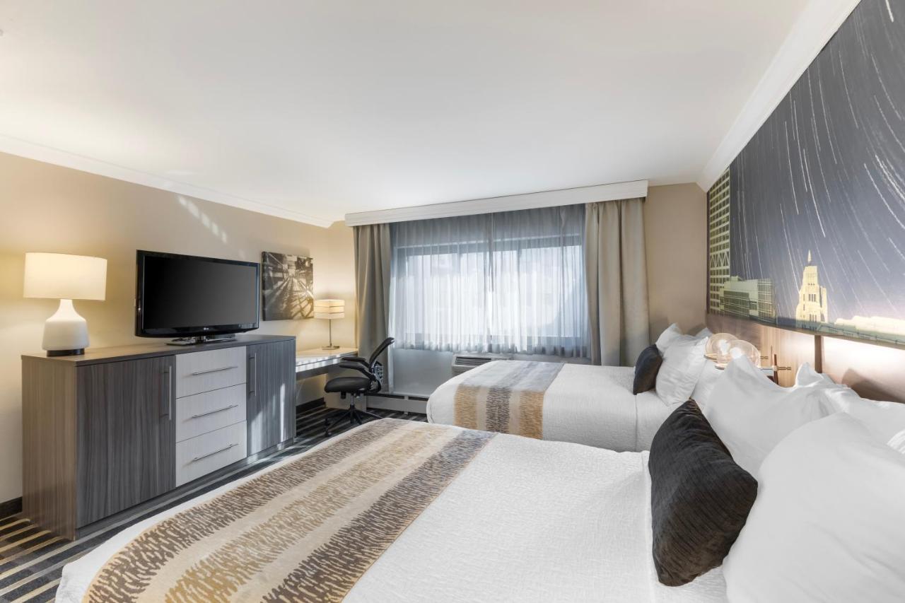 Best Western Plus Milwaukee West