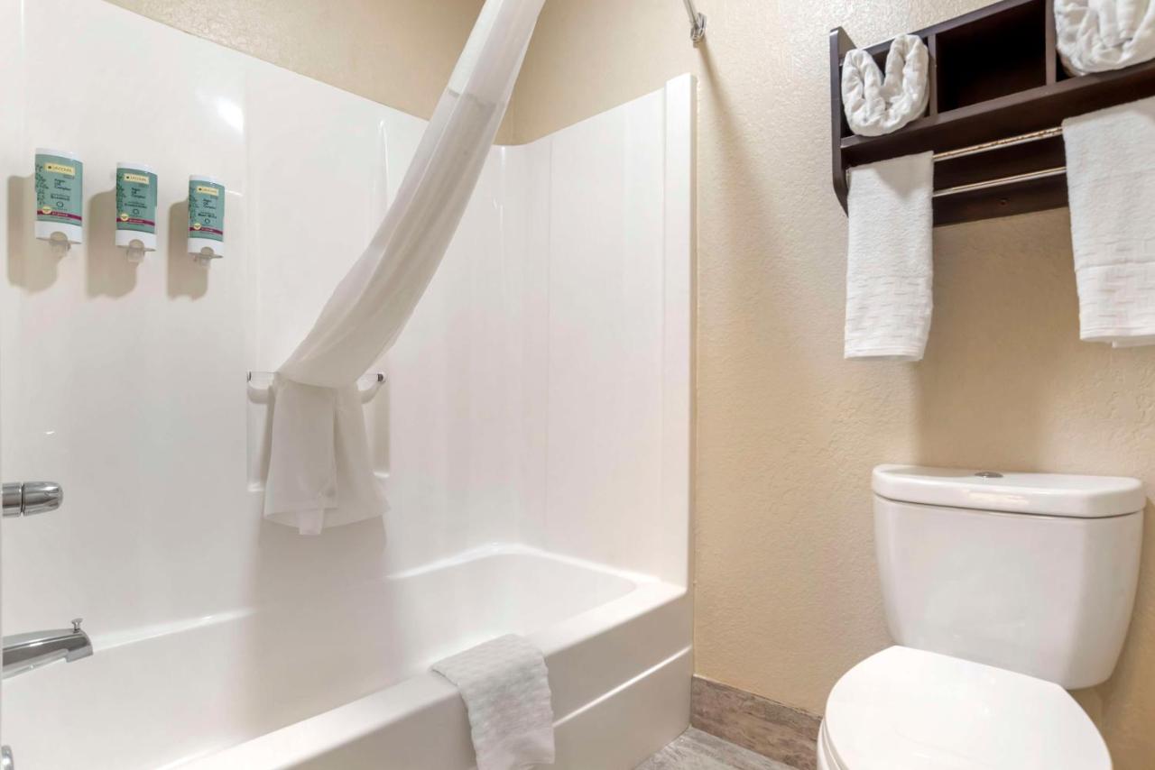 Quadruple Room - Non-Smoking at Best Western Gardendale