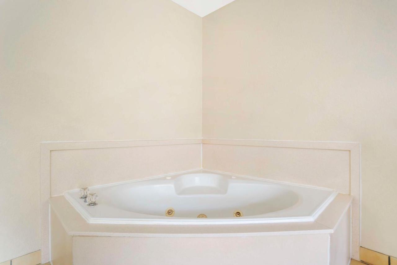  | Best Western Gardendale