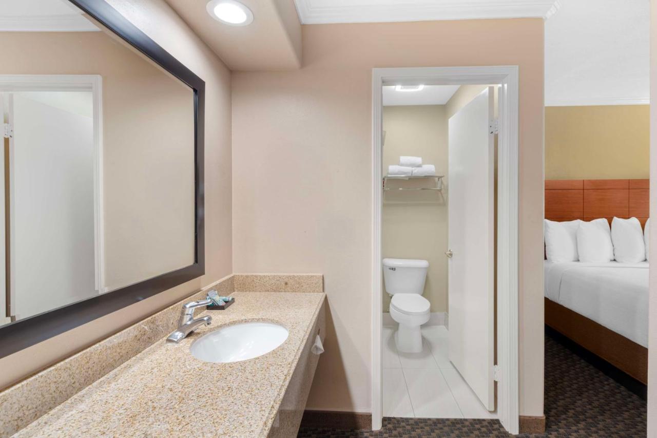Queen Room with Two Queen Beds and Kitchenette - Non-Smoking at Best Western Oxnard Inn