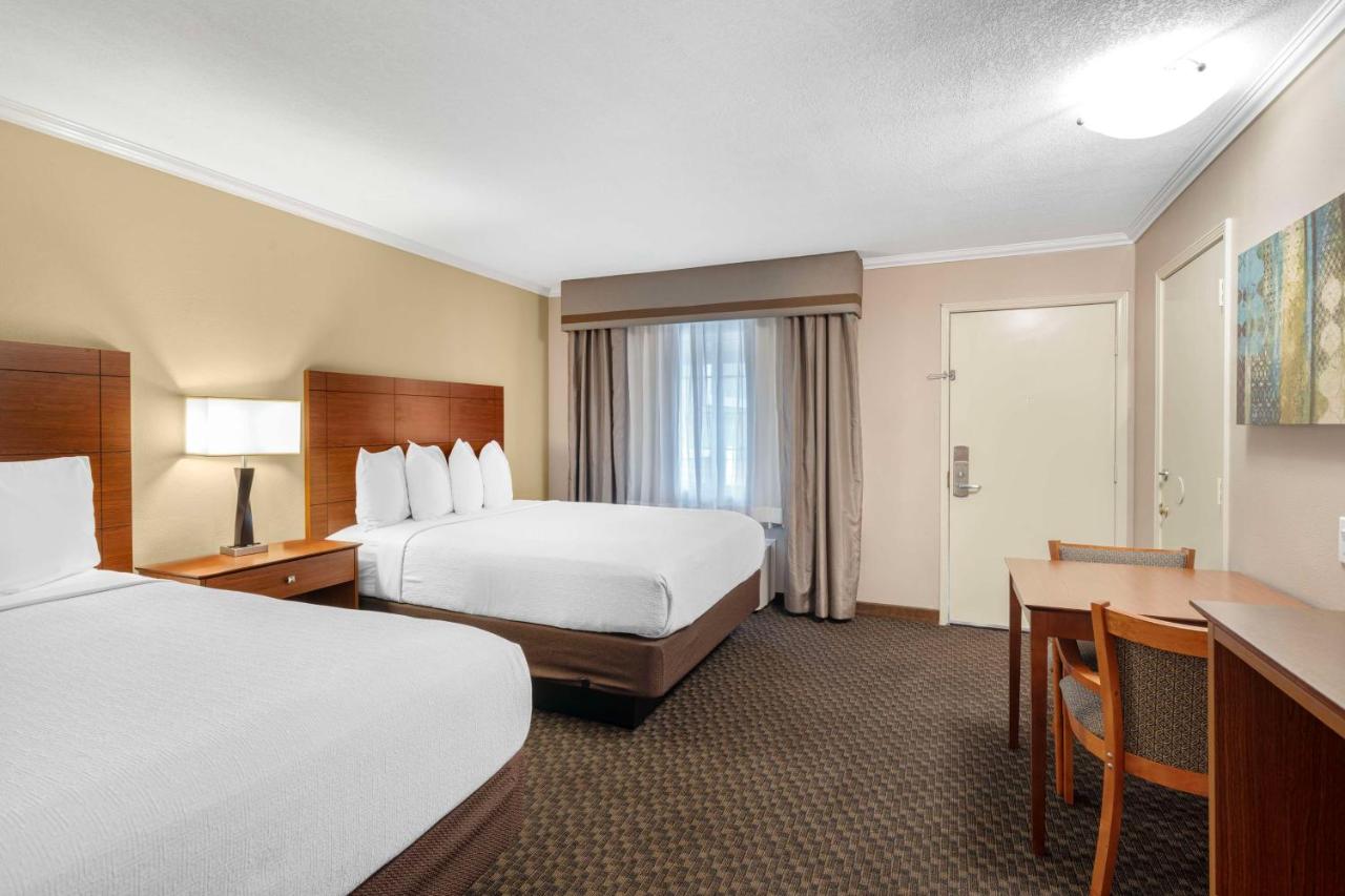 Queen Room with Two Queen Beds and Kitchenette - Non-Smoking at Best Western Oxnard Inn