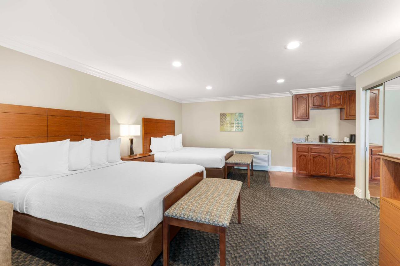  | Best Western Oxnard Inn
