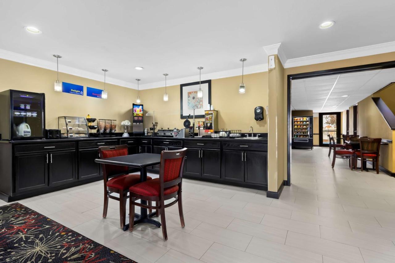 | Best Western Kenosha Inn