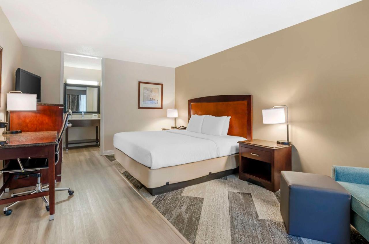 King Room - Non Smoking at Best Western Lexington Inn